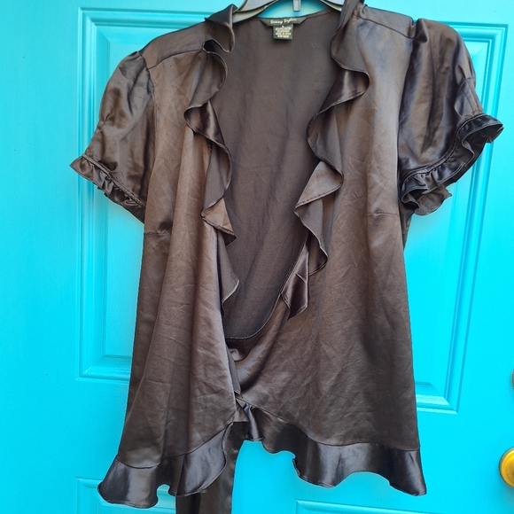 Wrap-Around Top Vintage Black Satin Ruffle Puff Sleeve Blouse - Picture 15 of 16